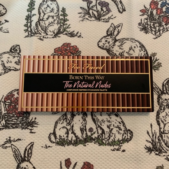 New Too Faced Born This Way The Natural Nudes Eyeshadow Palette - Picture 2 of 2